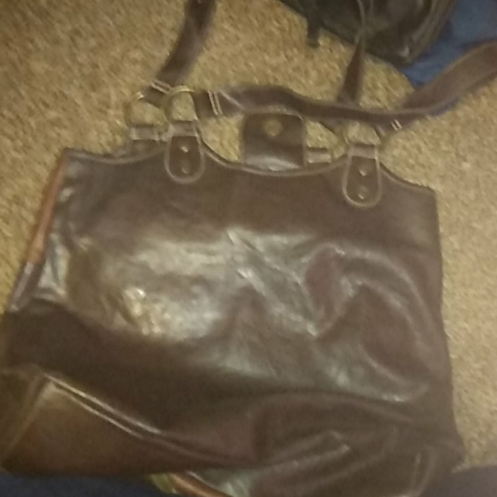 Purse - Picture 2 of 3